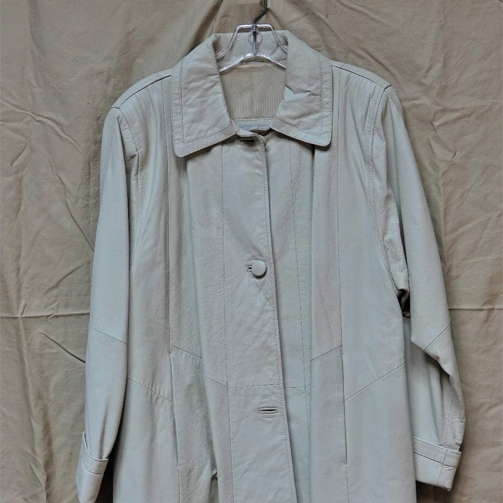 Beige soft leather coat from Turkey